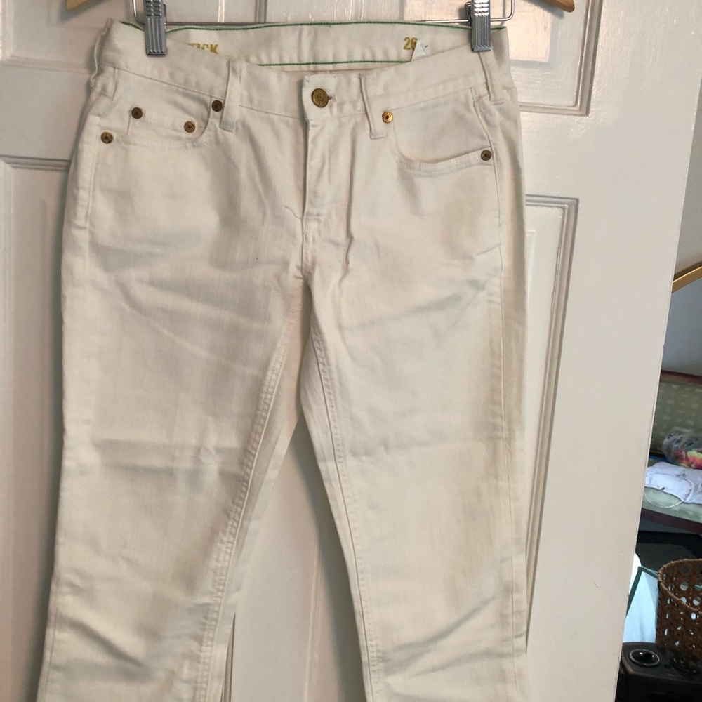 Cropped white jeans